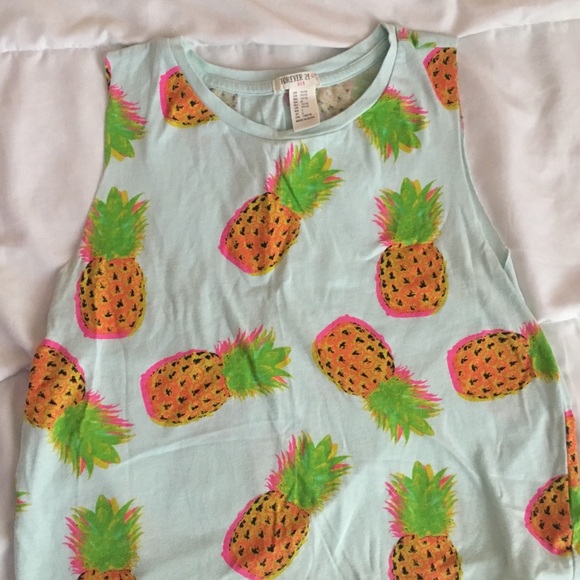 Pineapple Crop Top 🍍 - Picture 1 of 3